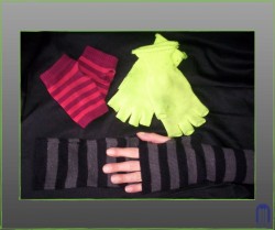 Teen Maker Monday: DIY Fingerless Gloves